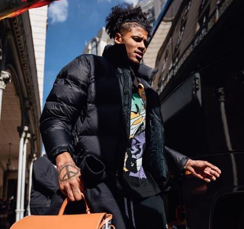 华体会官网-主动放弃643万！也要离开火箭队？感谢23岁新星，又为休城送大礼