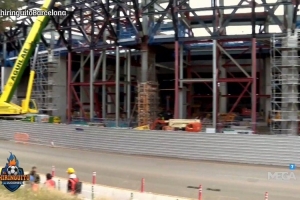 进度如何？西班牙六台晒空中俯瞰诺坎普视频